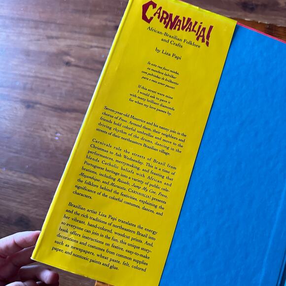 Vintage 1994 Carnavalia! African-Brazilian Folklore & Crafts Hardcover Book - Picture 2 of 14